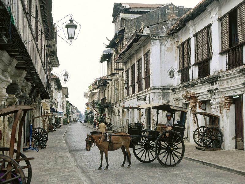 [Daily Photos] Mestizo District, Vigan Luzon, Philippines; DISPLAY FULL IMAGE.