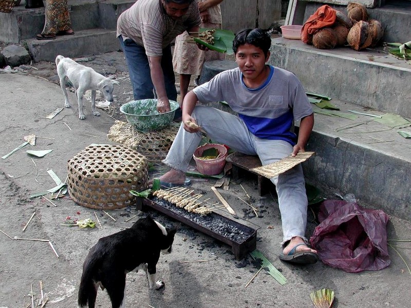 [DOT CD05] Indonesia Bali - Dogs; DISPLAY FULL IMAGE.