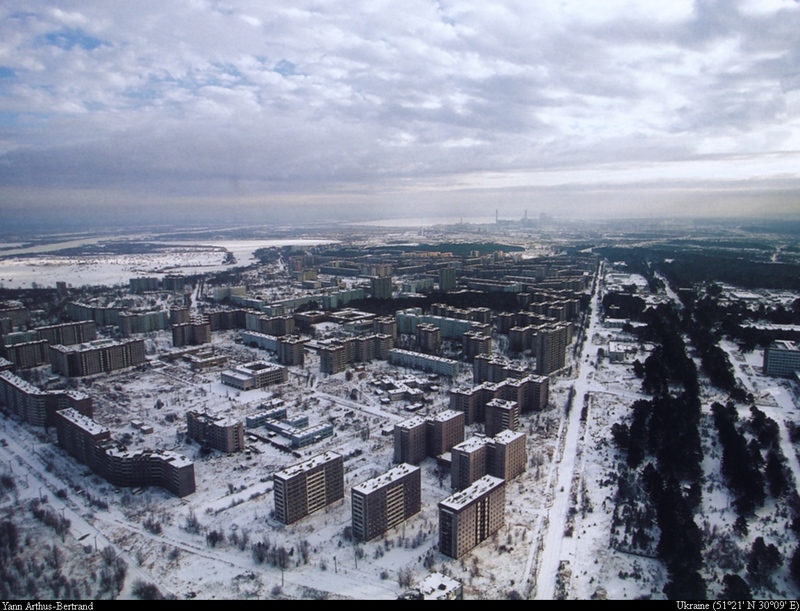 [B14 SLR: Yann Arthus-Bertrand] Pripiat, an abandoned city near the Chernobyl nuclear power plant; DISPLAY FULL IMAGE.