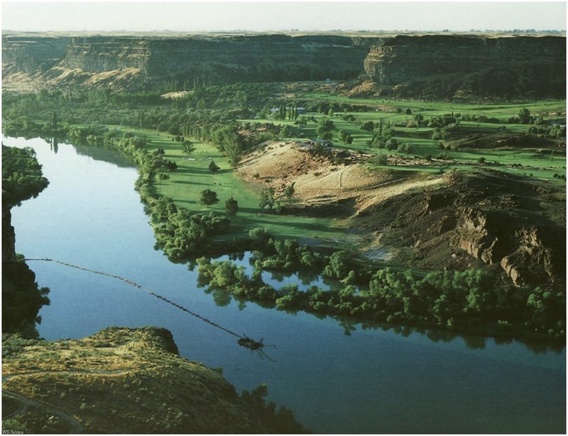 [WillyStoner Scans - Wildlife] Snake River, Idaho; DISPLAY FULL IMAGE.