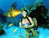 [Underwater Scuba Diving] Lady & Grouper